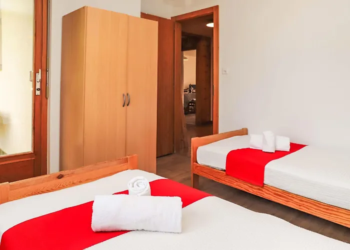 Daire Dents Rousses C1 By Interhome